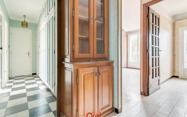 Appartement à vendre    3 pièces • 66,65 m2 Marseille 14