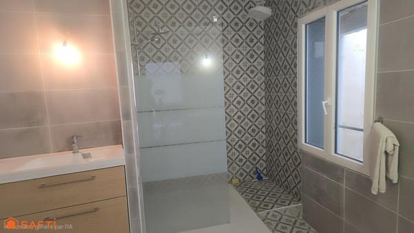 Grande maison familiale 4 chambres avec jardin