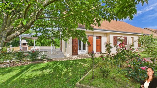 Maison
         7 pièces
        - 111 m² 264 900 € *