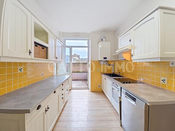 Amnéville (57360) AMNEVILLE // F3 DE 74M² AVEC TERRASSE // GARAGE // CAVE // PETITE COPROPRIETE DE 4 LOTS