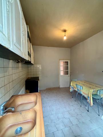 Maison à vendre    5 pièces •  Montmorillon