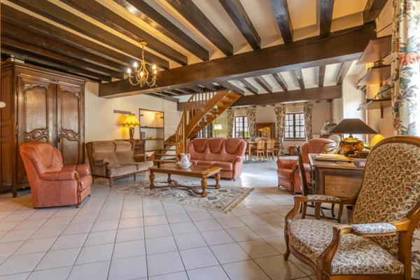 Maison Chabris 10 pièce(s) 232 m2