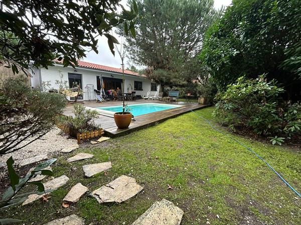 Maison Merignac 6 pièce(s) 128 m2