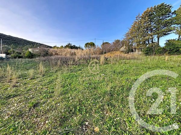 Terrain à vendre  400 m2 VAILHAUQUES - 34