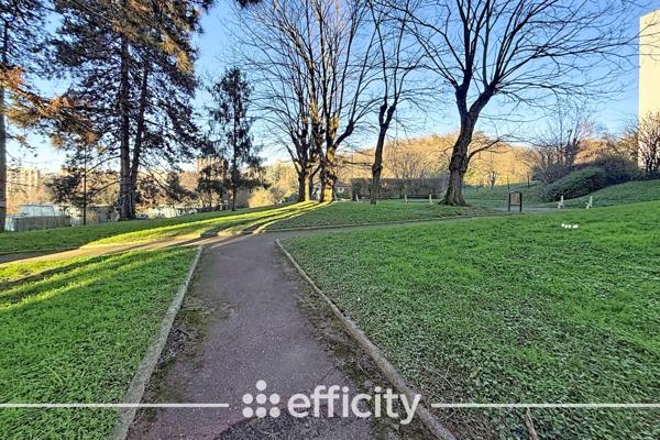 Appartement 2 pièces - 42 m² Exclusivité efficity