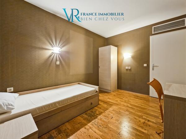 Divonne-les-Bains (01220) APPARTEMENT 3 PIÈCES (T3) DUPLEX 70 M² - MEUBLÉ & HORS BAIL COMMERCIAL