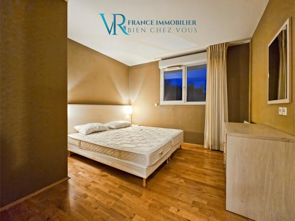 Divonne-les-Bains (01220) APPARTEMENT 3 PIÈCES (T3) DUPLEX 70 M² - MEUBLÉ & HORS BAIL COMMERCIAL