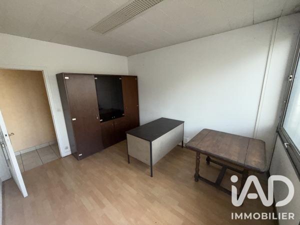 Maison à vendre 7 pièces 1 064 m² Saint-Pierre-des-Corps
