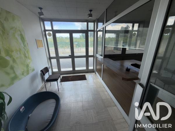 Maison à vendre 7 pièces 1 064 m² Saint-Pierre-des-Corps