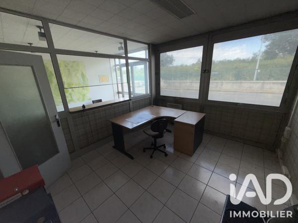 Maison à vendre 7 pièces 1 064 m² Saint-Pierre-des-Corps