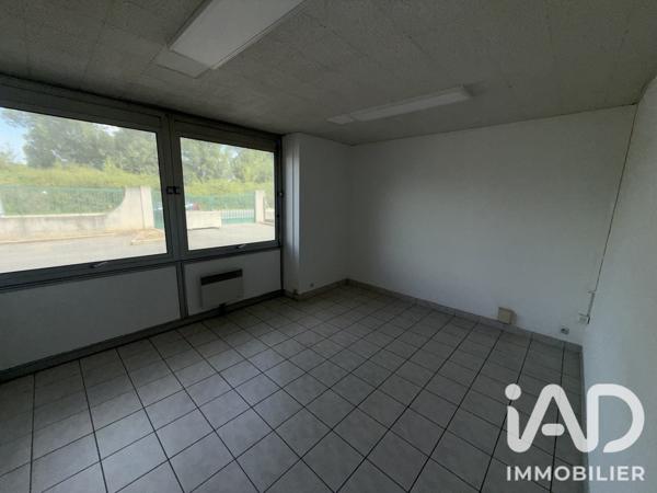 Maison à vendre 7 pièces 1 064 m² Saint-Pierre-des-Corps