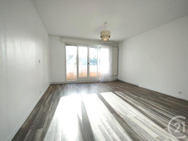 Appartement F3 à vendre  3 pièces - 62,49 m2 EVRY - 91