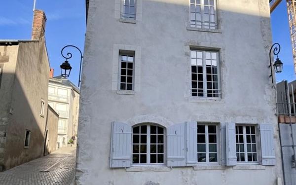 Maison à vendre    6 pièces • 200 m2 Orléans