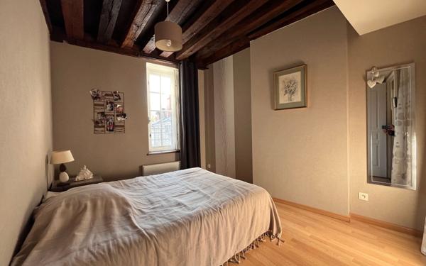 Maison à vendre    6 pièces • 200 m2 Orléans