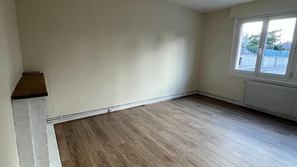 APPARTEMENT REFAIT A NEUF SUR LA COMMUINE DE CAUDEBEC LES ELBEUF