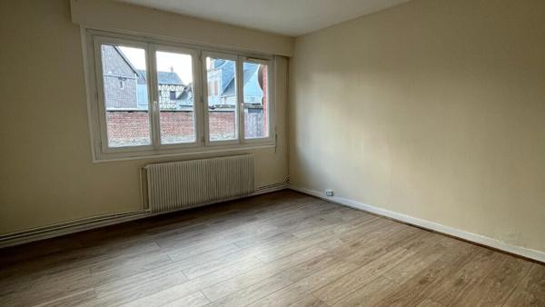 APPARTEMENT REFAIT A NEUF SUR LA COMMUINE DE CAUDEBEC LES ELBEUF
