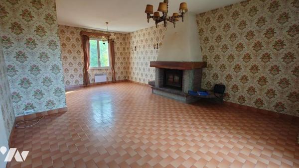 Pavillon sur sous sol surélevé