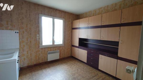 Pavillon sur sous sol surélevé