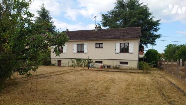 Pavillon sur sous sol surélevé