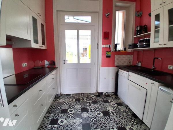 MAISON BAGNOLAISE 4 CHAMBRES - VERANDA - GARAGE