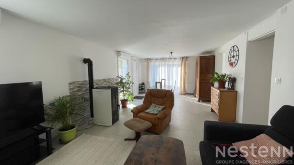 QUIBERON - En vente maison de 209 m² composée de deux logements