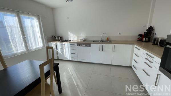 QUIBERON - En vente maison de 209 m² composée de deux logements
