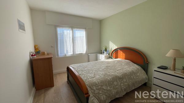 QUIBERON - En vente maison de 209 m² composée de deux logements