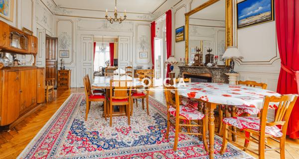 À vendre Maison 14 pièces 360 m² - Château-gontier-sur-mayenne 53200