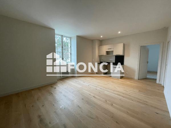 Location Appartement 2 pièces 47.95 m² - CASERNE BELLIARD Fontenay Le Comte 85200