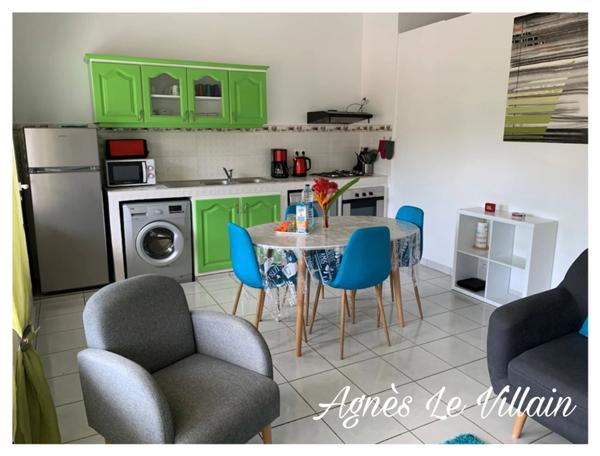 Maison composée de 5 logements à 100 m de la plage