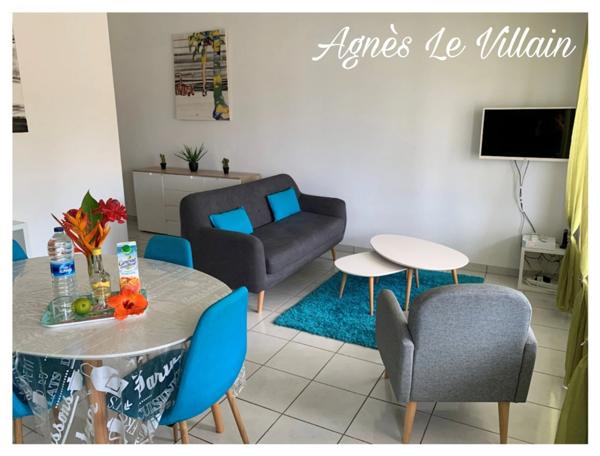 Maison composée de 5 logements à 100 m de la plage
