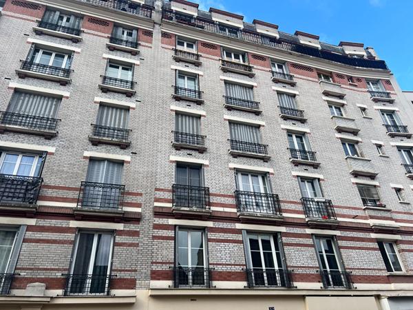 3 Pièces en dernier étage avec ascenseur - Mairie de st-Ouen