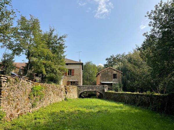 Ancien moulin sur le Clunisois
