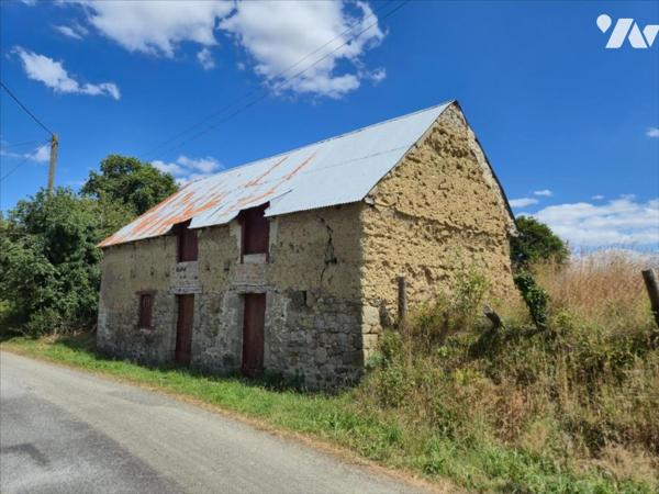 Maison entièrement à rénover et dépendance