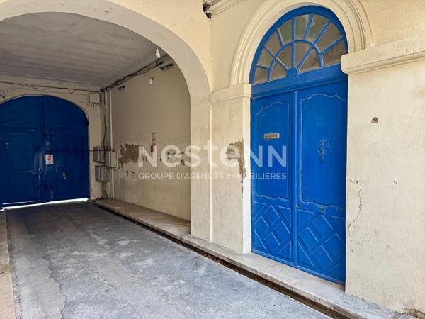 ROCHEFORT - Appartement hypercentre vue sur la Place Colbert