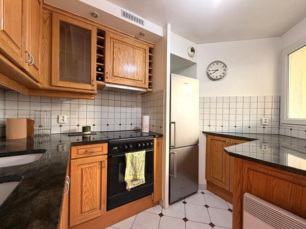 Appartement 2 pièces 47.80 m2 Paris 19