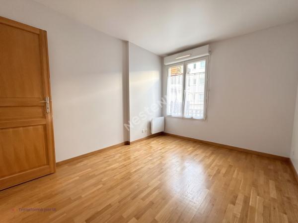Appartement 2 pièces 47.80 m2 Paris 19