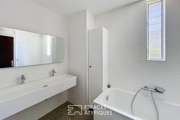 Appartement d’architecte avec balcons et vue dégagée