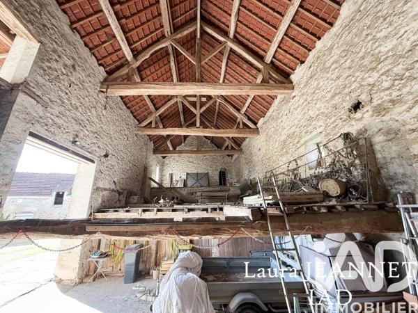 Immeuble à vendre 140 m² Courdimanche