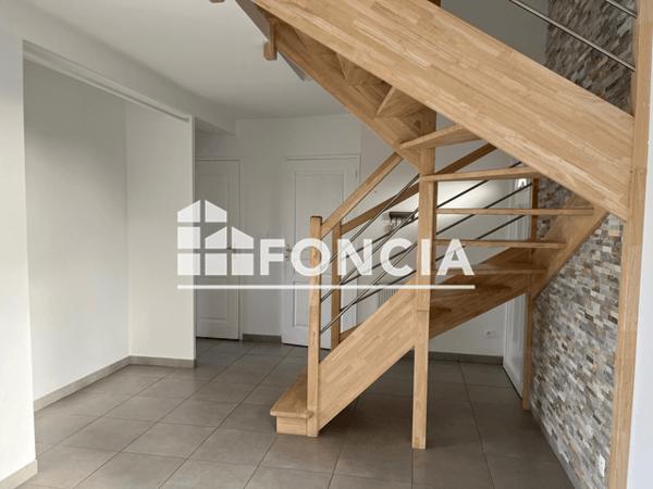 Location Maison 5 pièces 90.89 m² - 302 RUE PRINCIPALE Fatines 72470