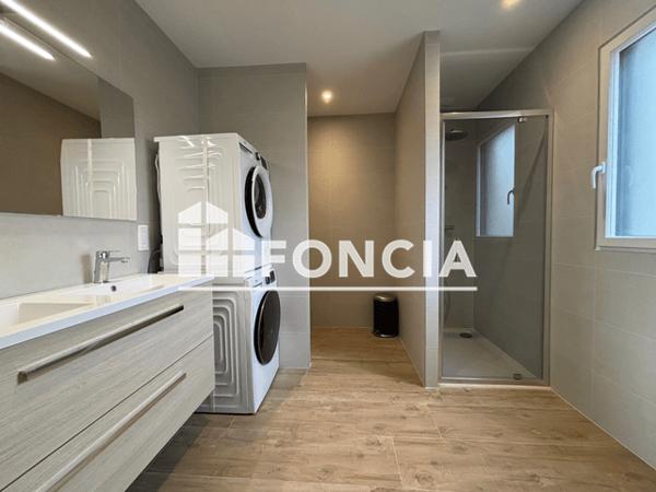 Location Maison 7 pièces 161.43 m² - 63 ROUTE DE CUNEIX Saint-nazaire 44600