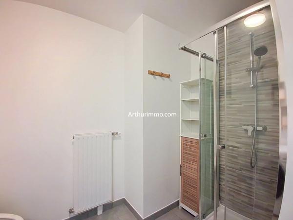 Location                                                      Appartement
                        
                     1 pièces                      25 m2                     à Boissy-Saint-Léger