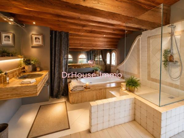 Maison à vendre 8 pièces de 206 m²