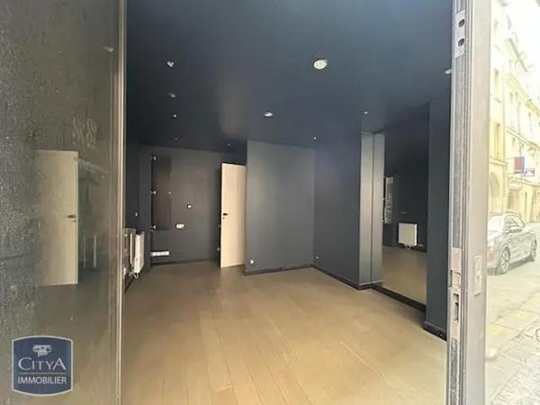 Local commercial à louer 13.87m²