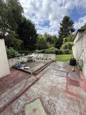 AMIENS OUEST - IMMEUBLE D'ENVIRON 160M² AVEC COMPTEURS INDIVIDUELS