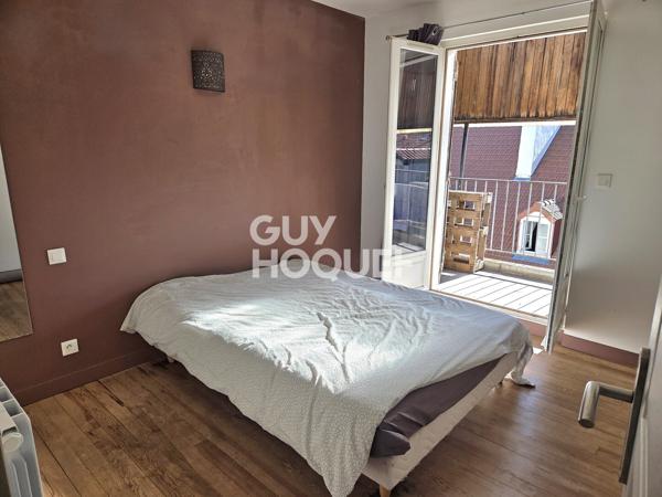 PAU (64000) Centre ville Appartement T2 bis de 47 m² avec chambre, bureau et cave. Vendu meublé !