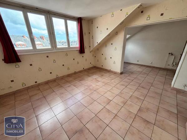 Appartement à louer 2 pièces 37.27m² Saint-Valery-en-Caux (76460)