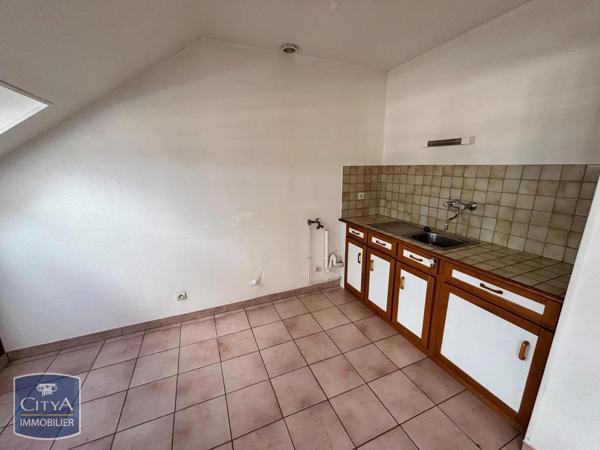 Appartement à louer 2 pièces 37.27m² Saint-Valery-en-Caux (76460)