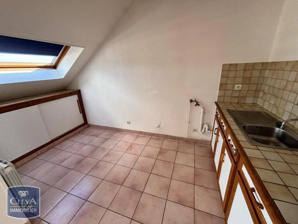 Appartement à louer 2 pièces 37.27m² Saint-Valery-en-Caux (76460)
