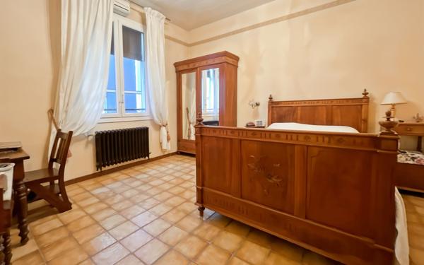 Maison à vendre    6 pièces • 125,50 m2 Châteauneuf-les-Martigues